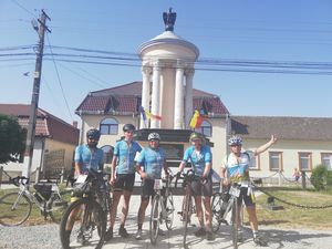 roVelo 205438531 4601578863203557 2445451010902891482 n